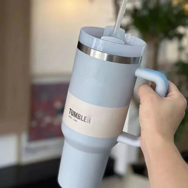 Isolierter Edelstahl Reisebecher – 40oz Großer Becher Mit Griff, Auslaufsicherem Deckel & Strohhalm