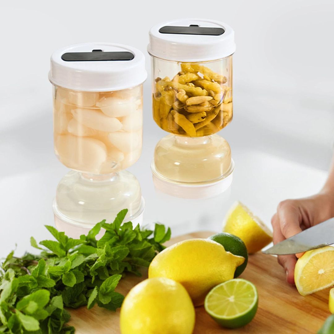 Praktisches Einmachglas mit Wassersieb