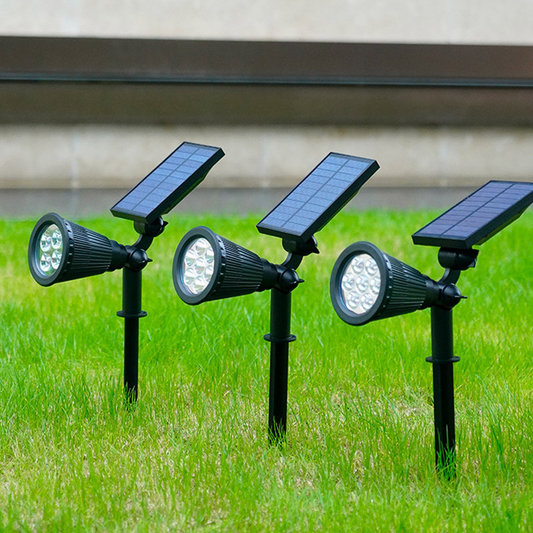 Solar Gartenstrahler – LED Außenbeleuchtung für Garten und Terrass