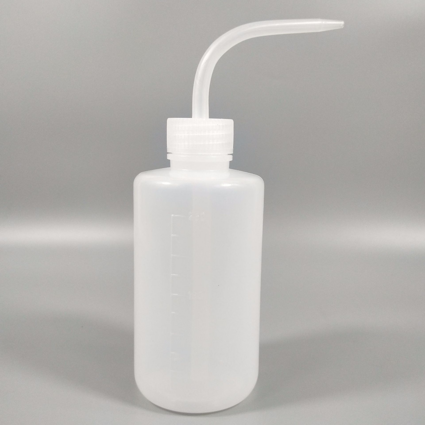 Spot 250ml Squeeze Gießflasche – Kompakte Sprühflasche für präzises Gießen und Dosieren