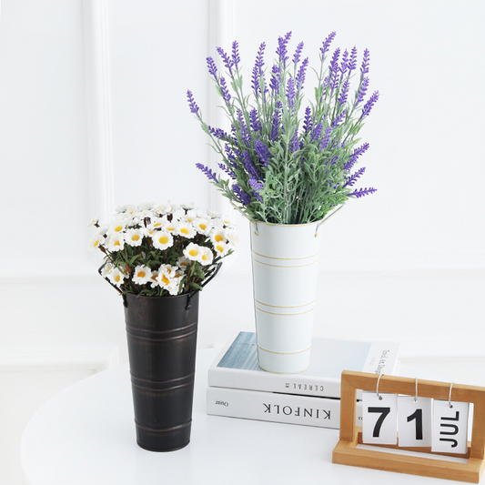 Retro Eisen-Blumeneimer mit Griffen – Dekorativer Metallblumentopf für Zuhause