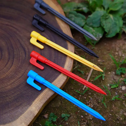 Kunststoff Zeltspieße mit Haken – Camping Erdnägel für Planen und Tarp