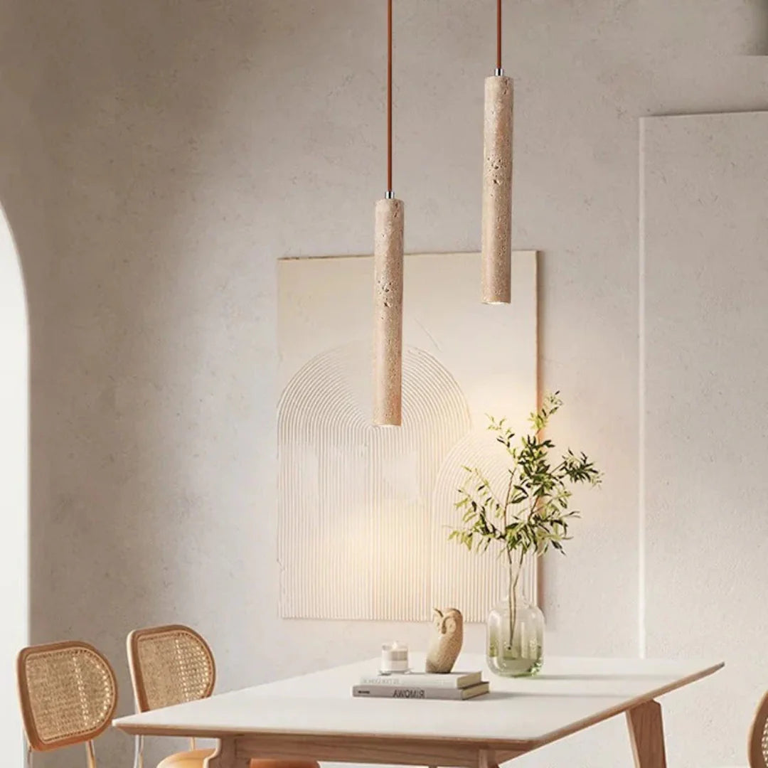 Schlichter Travertin LED Kronleuchter im Wabi-Sabi Design