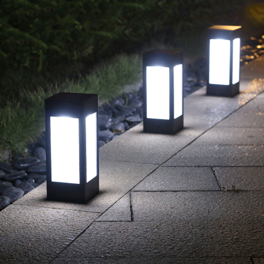 Solar LED Gartenlaterne im Quadrat-Design – Dekorative Außenbeleuchtung für Wege und Terrasse