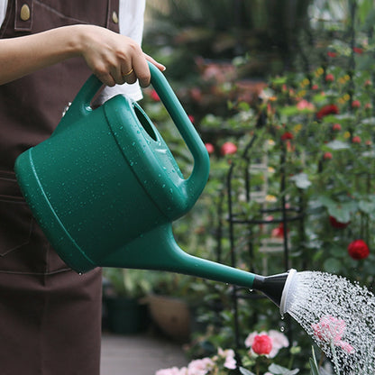 Großvolumige Gießkanne mit langem Ausguss – Kunststoff für Gartenpflege