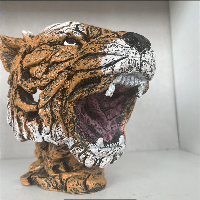 Lebensechte Gorillafigur aus Resin für Dekoration