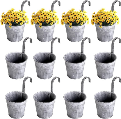 Hängender Metall Pflanztopf im Vintage Design – Dekorativer Blumentopf für Innen- und Außenbereich