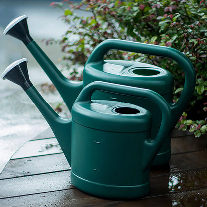 Großvolumige Gießkanne mit langem Ausguss – Kunststoff für Gartenpflege