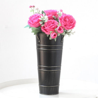 Retro Eisen-Blumeneimer mit Griffen – Dekorativer Metallblumentopf für Zuhause