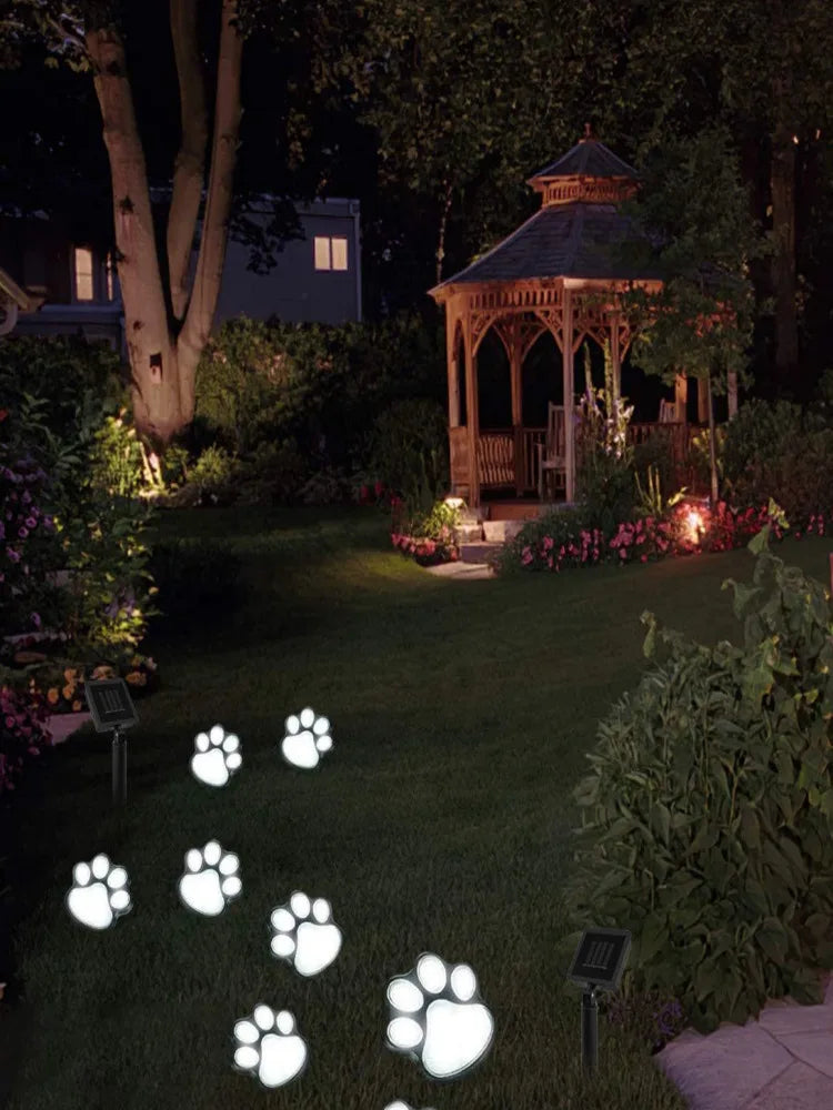 Solarlampe im Pfotenabdruck Design – LED Gartenbeleuchtung in Multicolor für Außenbereich