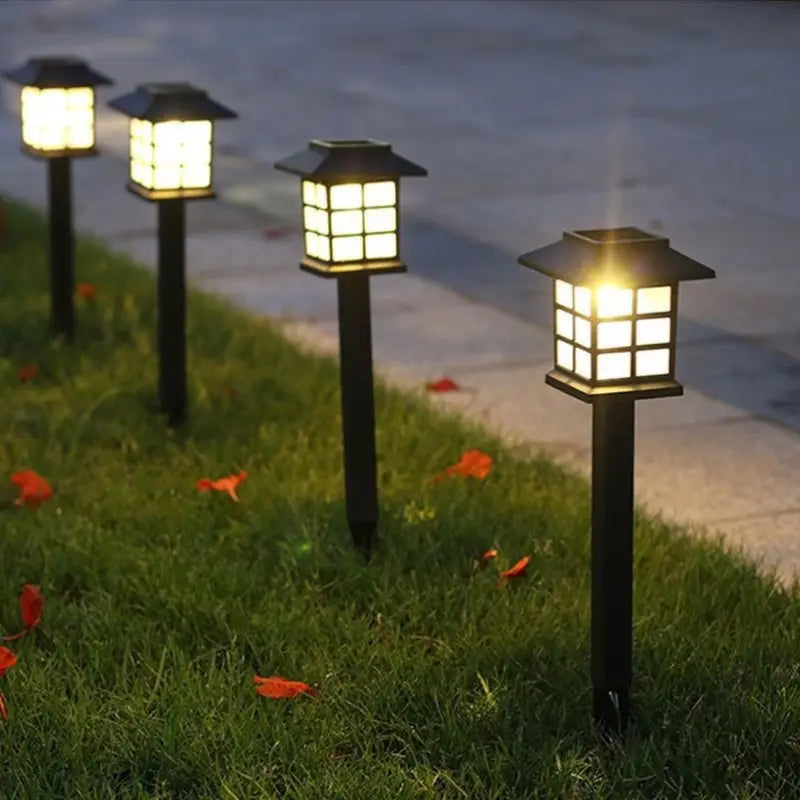 Solar Gartenleuchten im Laternenstil – Wasserdichte LED Wegbeleuchtung für Außenbereiche